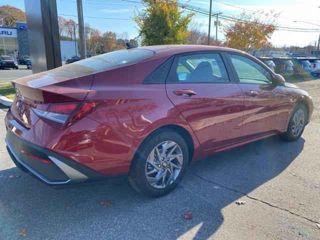 new 2024 Hyundai Elantra car, priced at $25,265