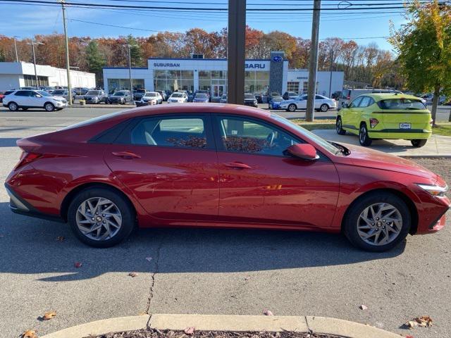 new 2024 Hyundai Elantra car, priced at $25,265