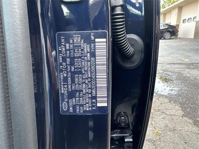 new 2025 Hyundai TUCSON Hybrid car, priced at $43,560