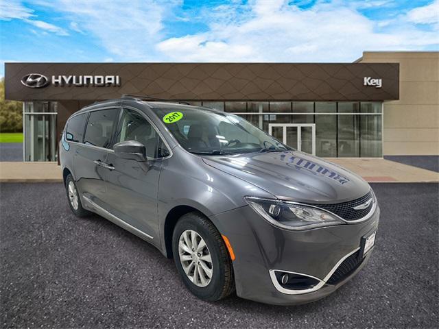 used 2017 Chrysler Pacifica car, priced at $14,863