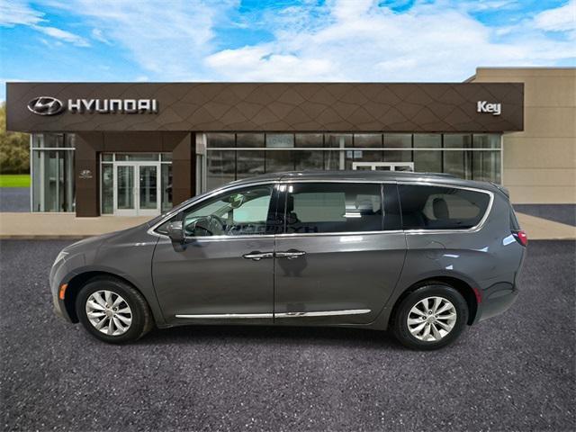 used 2017 Chrysler Pacifica car, priced at $14,863