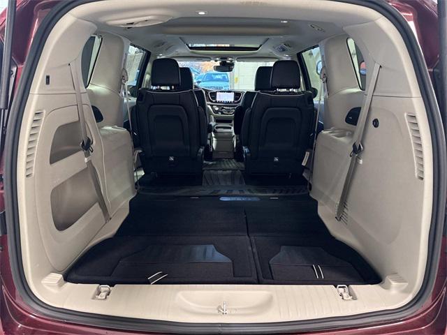 used 2023 Chrysler Pacifica car, priced at $39,994