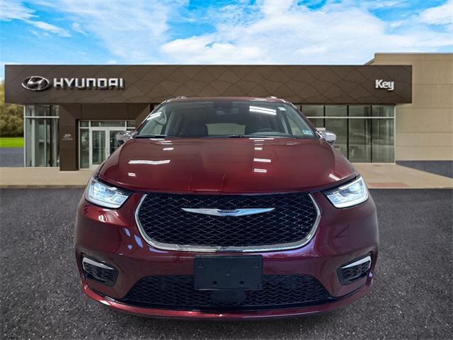 used 2023 Chrysler Pacifica car, priced at $39,994