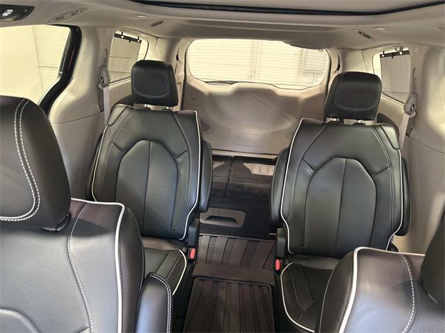 used 2023 Chrysler Pacifica car, priced at $39,994