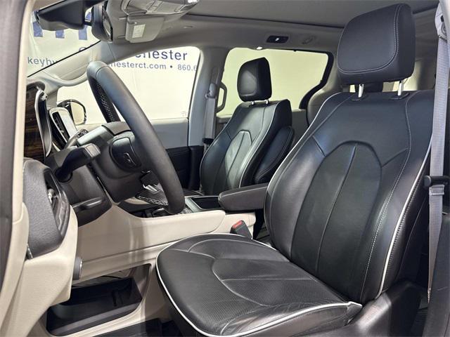 used 2023 Chrysler Pacifica car, priced at $39,994