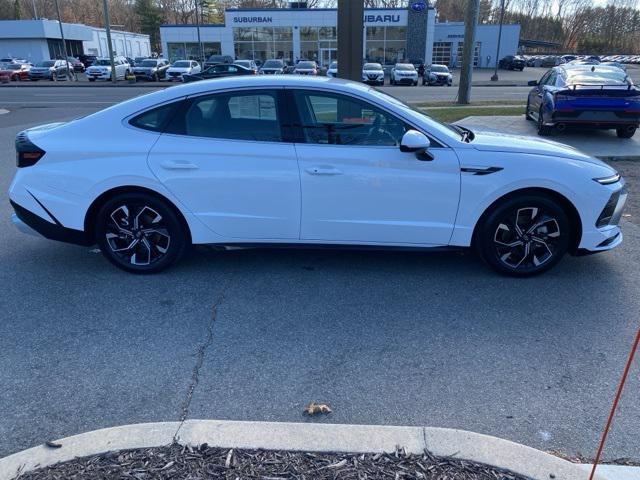 used 2024 Hyundai Sonata car, priced at $27,374