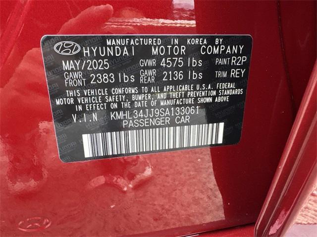 new 2025 Hyundai Sonata Hybrid car, priced at $33,610