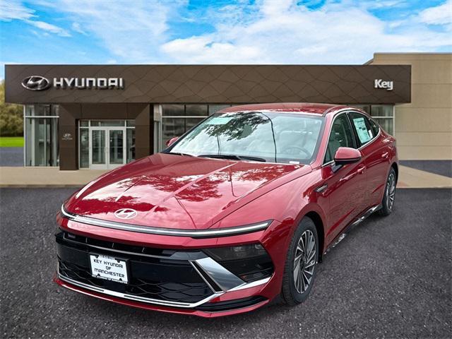 new 2025 Hyundai Sonata Hybrid car, priced at $33,610