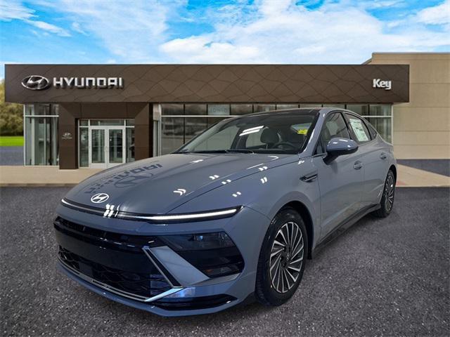 new 2026 Hyundai Sonata Hybrid car, priced at $34,105