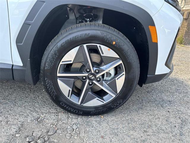 new 2026 Hyundai Tucson car, priced at $35,270
