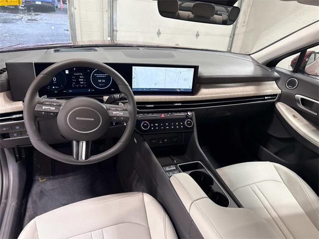 new 2025 Hyundai Sonata Hybrid car, priced at $40,010