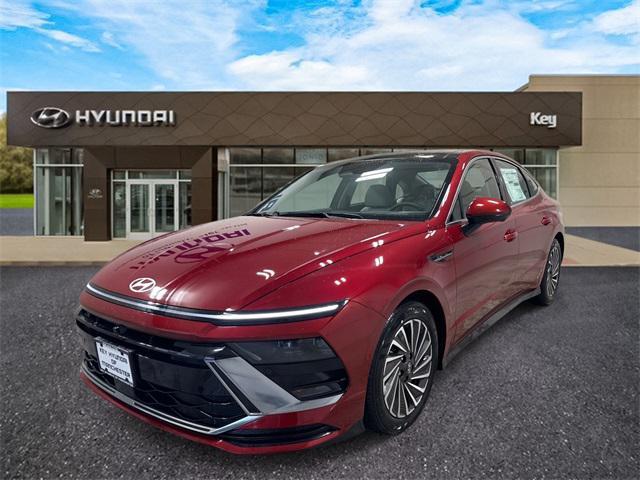 new 2025 Hyundai Sonata Hybrid car, priced at $40,010