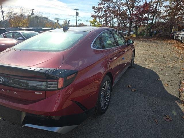 new 2024 Hyundai Sonata Hybrid car, priced at $38,835