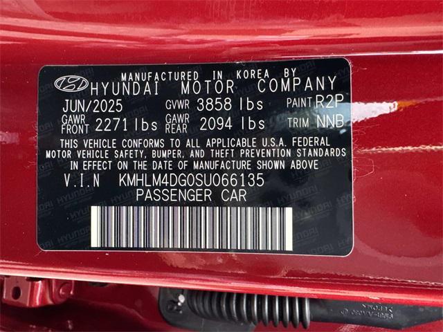 new 2025 Hyundai Elantra car, priced at $25,635