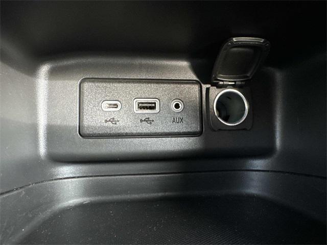 used 2022 Chevrolet Equinox car, priced at $20,987