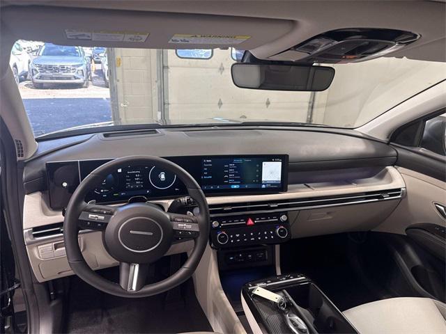 new 2025 Hyundai TUCSON Hybrid car, priced at $43,930