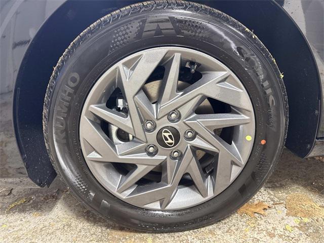 new 2026 Hyundai ELANTRA HEV car, priced at $27,360