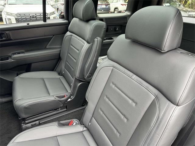 new 2025 Hyundai SANTA FE HEV car, priced at $52,214