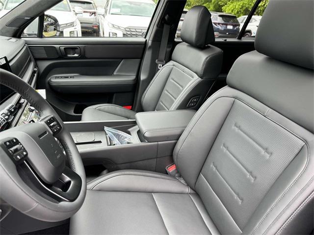 new 2025 Hyundai SANTA FE HEV car, priced at $52,214