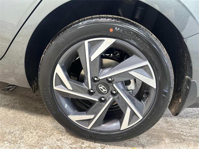 new 2025 Hyundai Elantra car, priced at $25,010