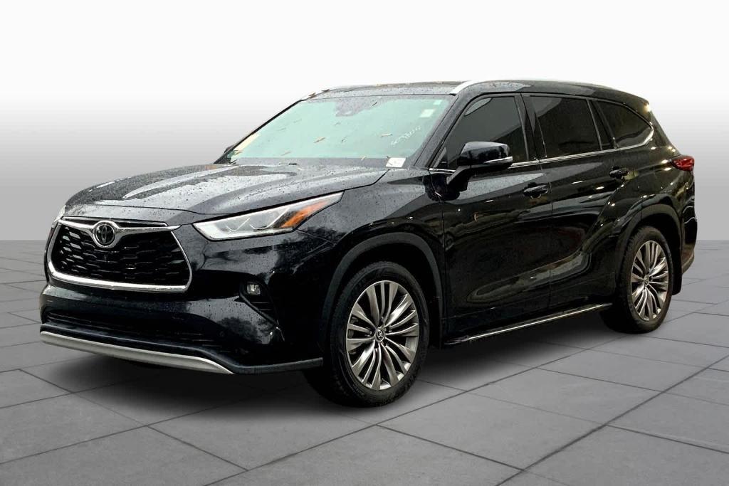 used 2020 Toyota Highlander car, priced at $34,799