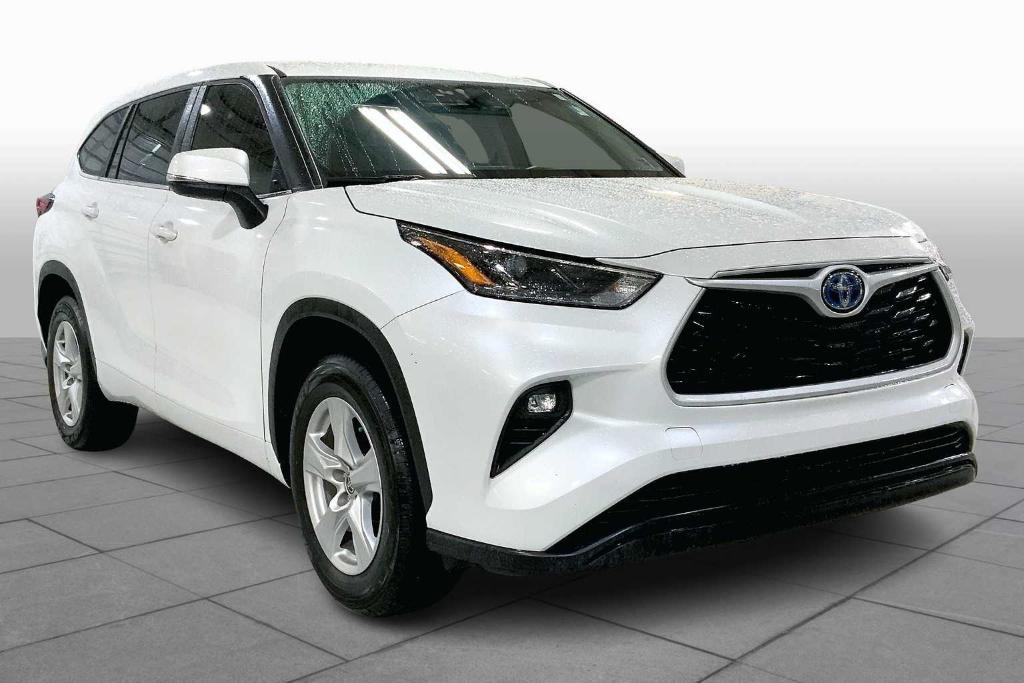 used 2023 Toyota Highlander Hybrid car, priced at $33,340