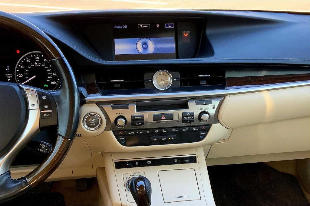 used 2015 Lexus ES 350 car, priced at $15,900