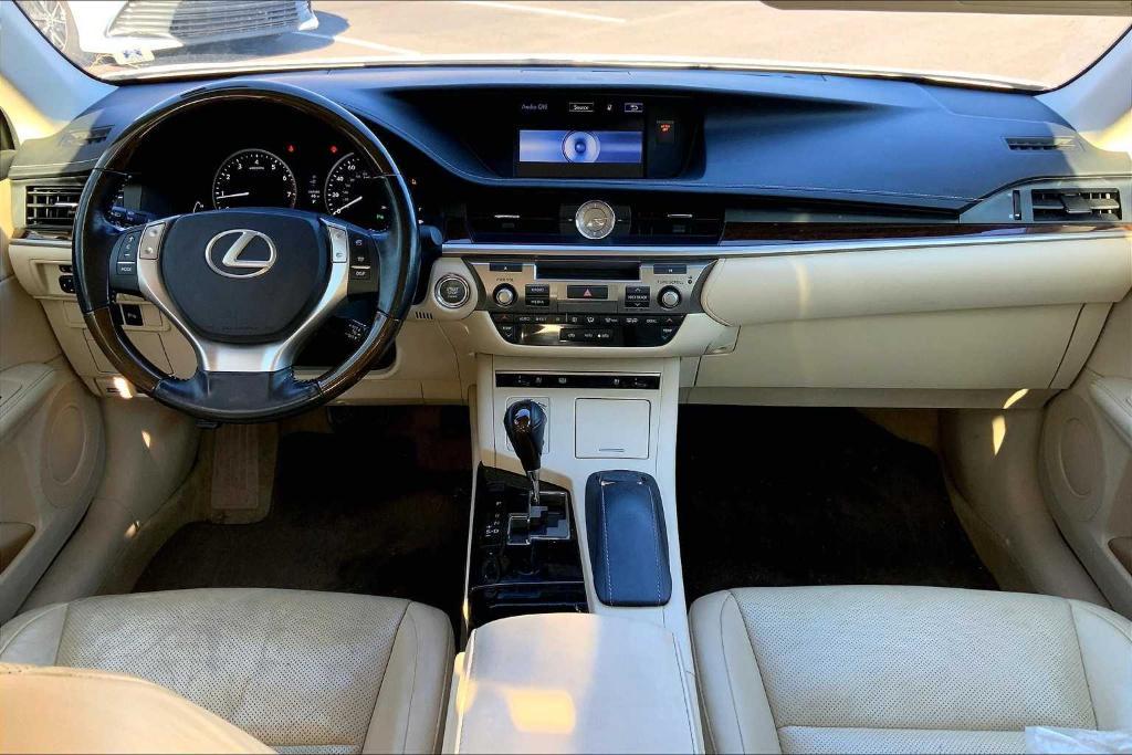 used 2015 Lexus ES 350 car, priced at $15,900