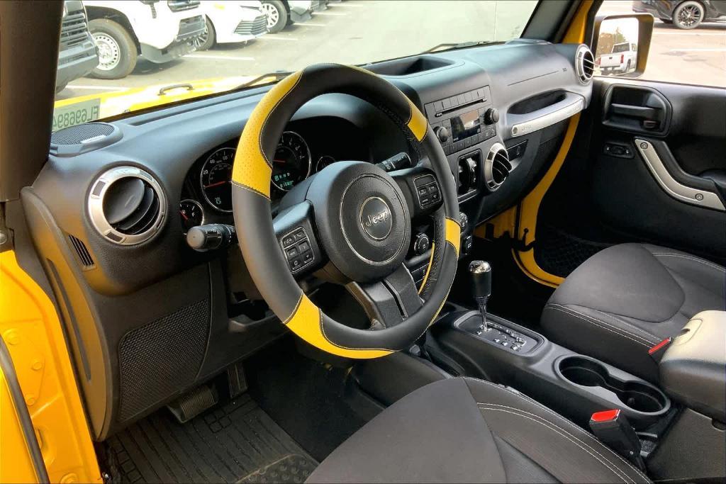 used 2015 Jeep Wrangler Unlimited car, priced at $19,977