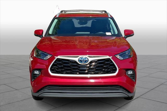 used 2022 Toyota Highlander Hybrid car, priced at $31,482