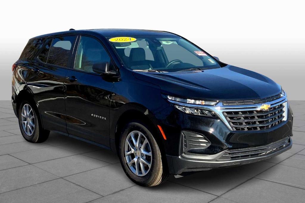 used 2024 Chevrolet Equinox car, priced at $23,492