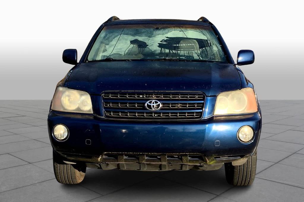 used 2002 Toyota Highlander car, priced at $6,867