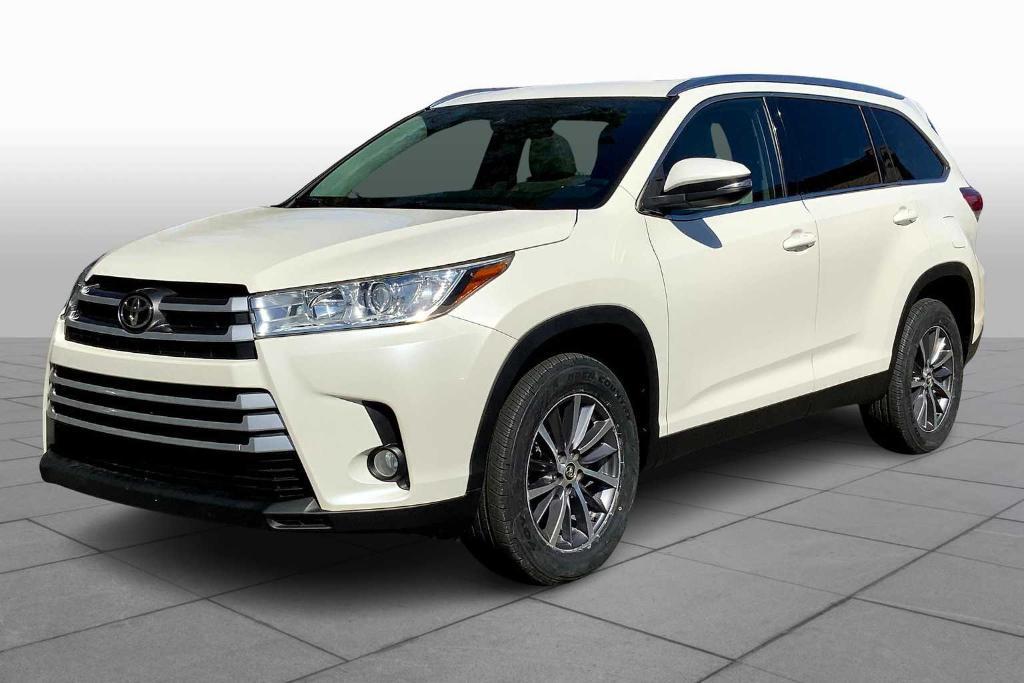 used 2019 Toyota Highlander car, priced at $24,990