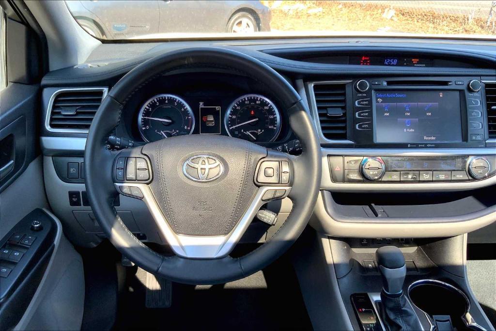 used 2019 Toyota Highlander car, priced at $24,990