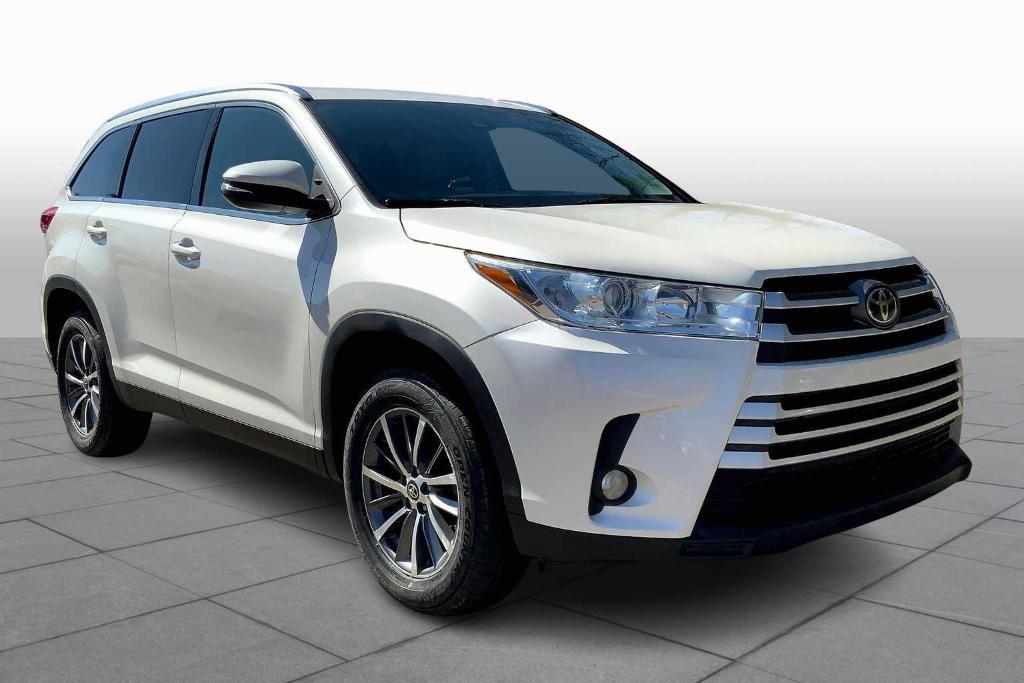 used 2019 Toyota Highlander car, priced at $24,990