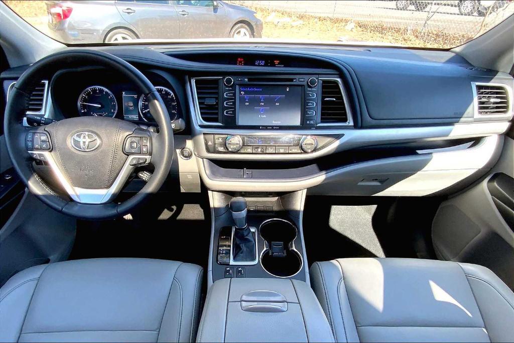 used 2019 Toyota Highlander car, priced at $24,990