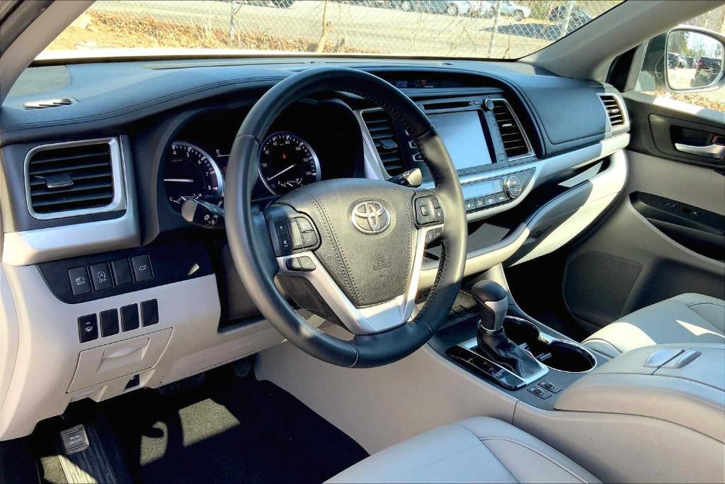 used 2019 Toyota Highlander car, priced at $24,990