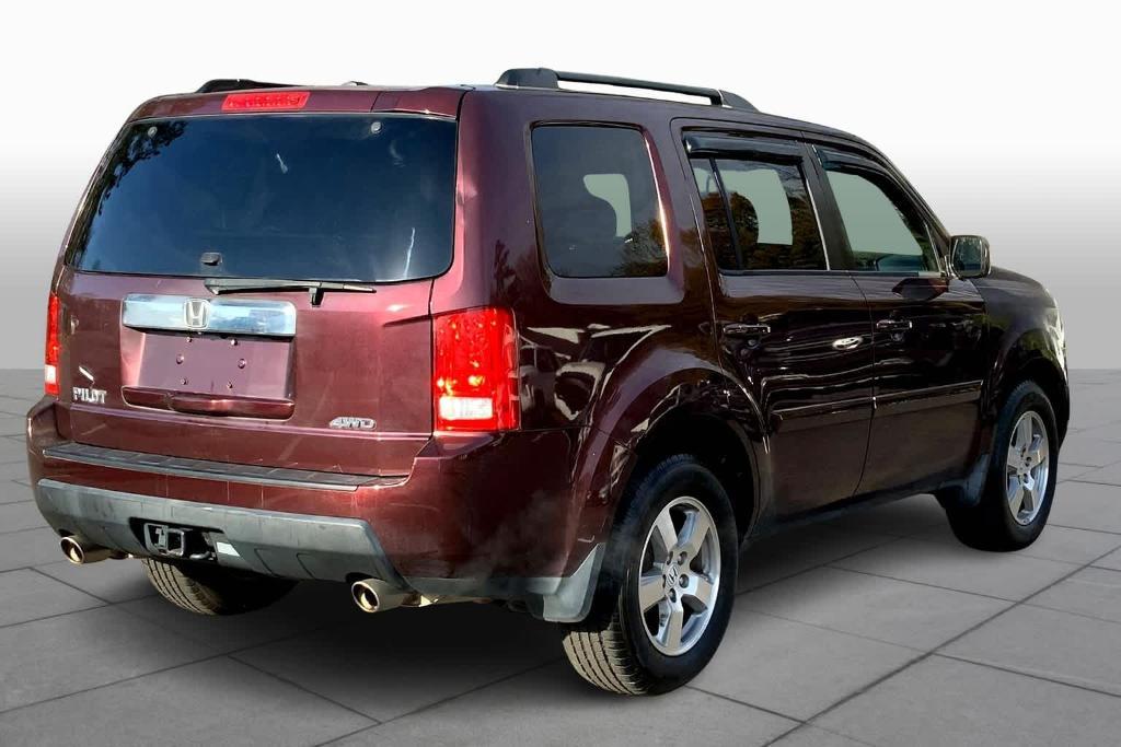 used 2011 Honda Pilot car, priced at $8,992