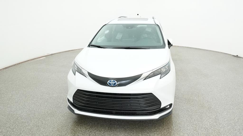 new 2025 Toyota Sienna car, priced at $52,002