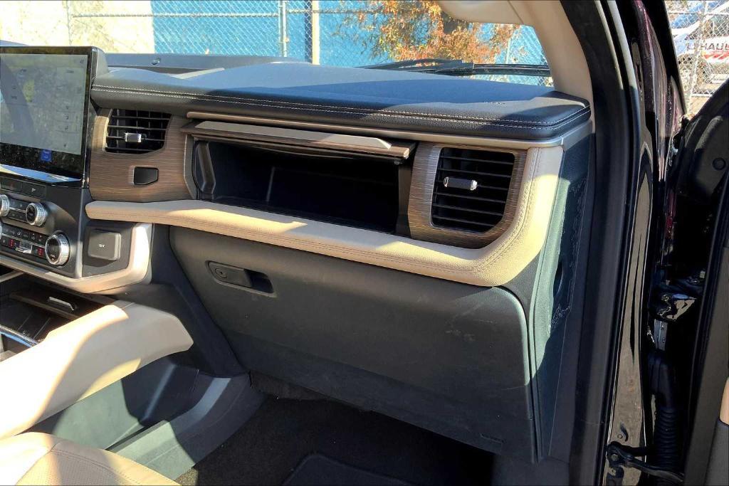 used 2022 Ford Expedition car, priced at $45,875