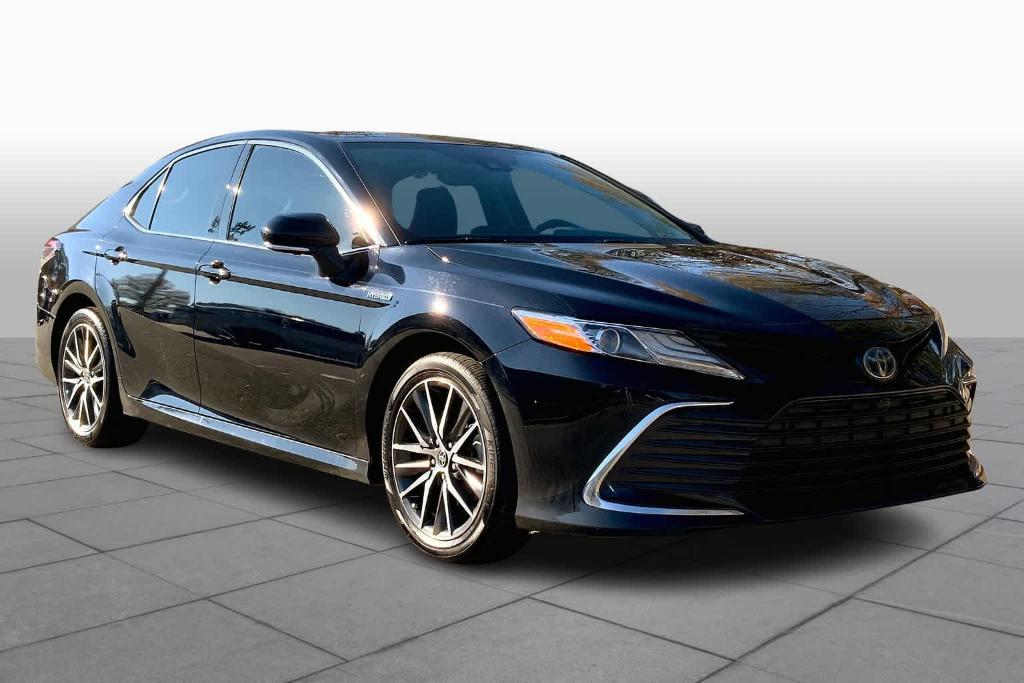 used 2021 Toyota Camry Hybrid car, priced at $26,814