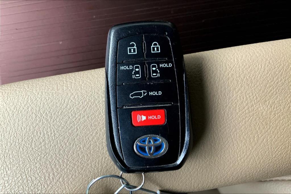 used 2022 Toyota Sienna car, priced at $42,999