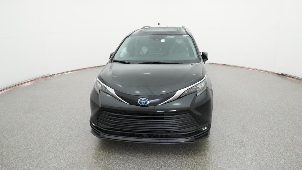 new 2025 Toyota Sienna car, priced at $47,946