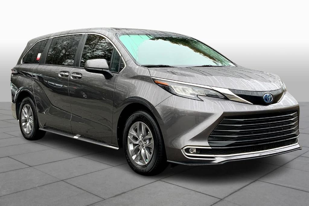 used 2023 Toyota Sienna car, priced at $44,160