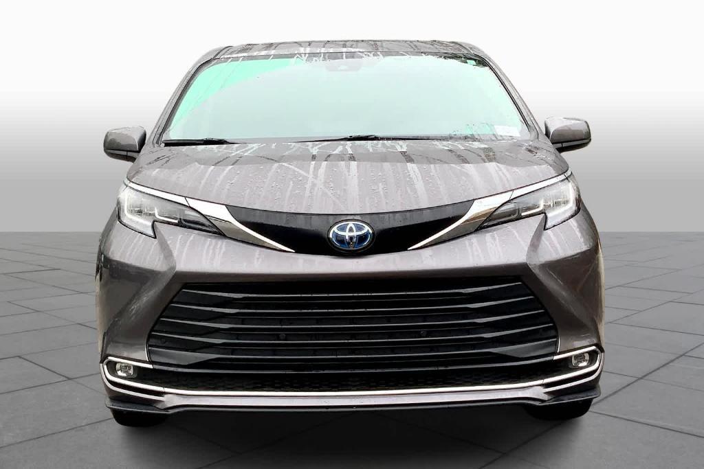 used 2023 Toyota Sienna car, priced at $44,160