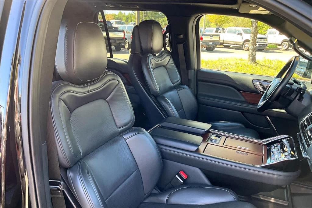 used 2023 Lincoln Navigator car, priced at $61,968