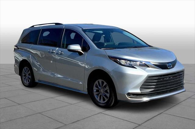 used 2022 Toyota Sienna car, priced at $37,659