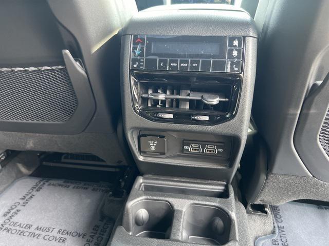 new 2025 Jeep Grand Cherokee L car, priced at $45,307