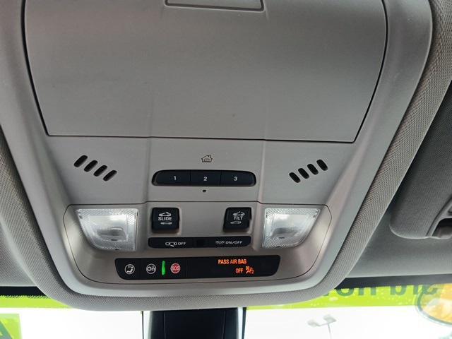 used 2022 GMC Acadia car, priced at $30,556
