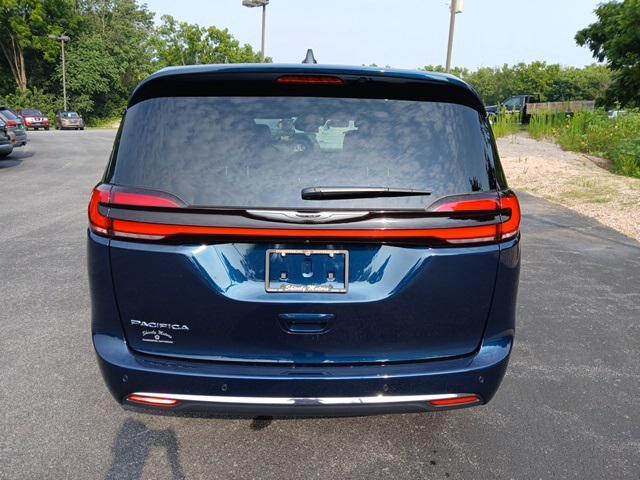 new 2025 Chrysler Pacifica car, priced at $43,470
